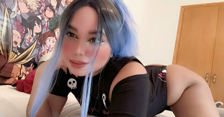 日焼けしたOnlyFans セクシーヌード 画像