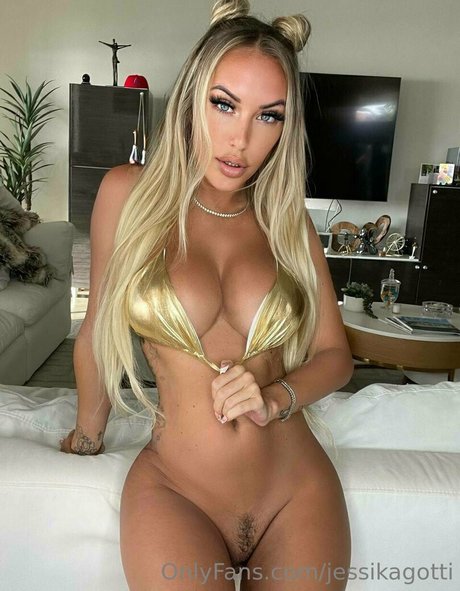 ジーンズのお尻OnlyFans セクシーヌード 画像