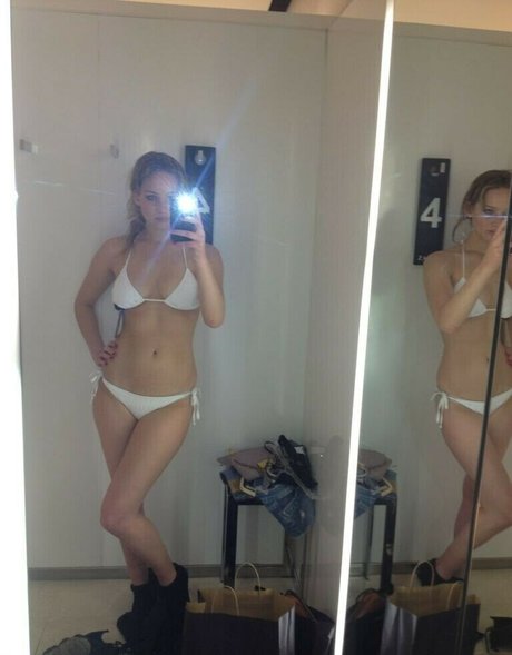 Jennifer Lawrence ポルノスター 写真