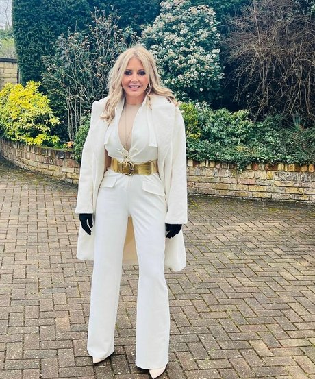 美しい足 OnlyFans アート裸 画像