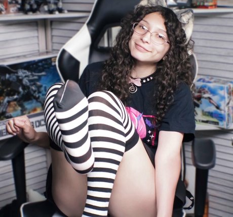 itwhiskarafterdark 美しいポルノスター ギャラリー