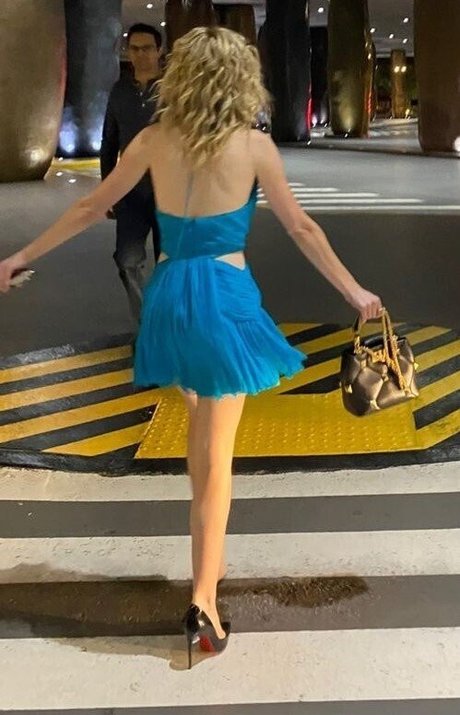 アマチュアOnlyFans セクシーヌード 写真