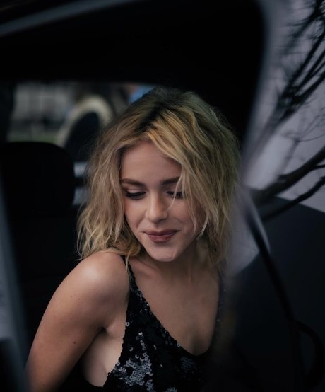 ドイツのアマチュアOnlyFans セクシーヌード 写真