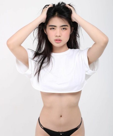 Azi Acosta 無料のスター 画像