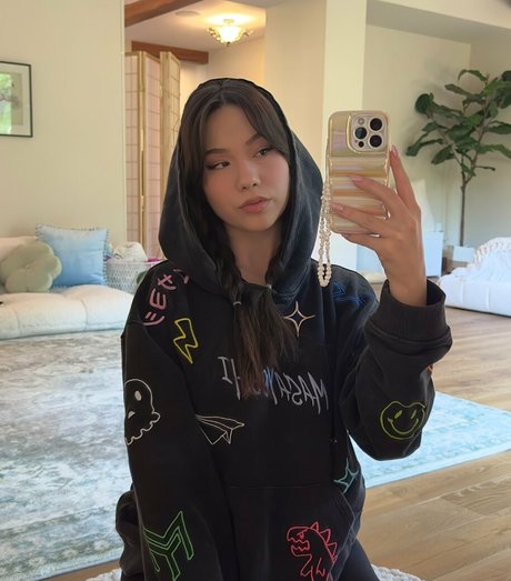 ビンボオンリーファンズ アートヌード 写真