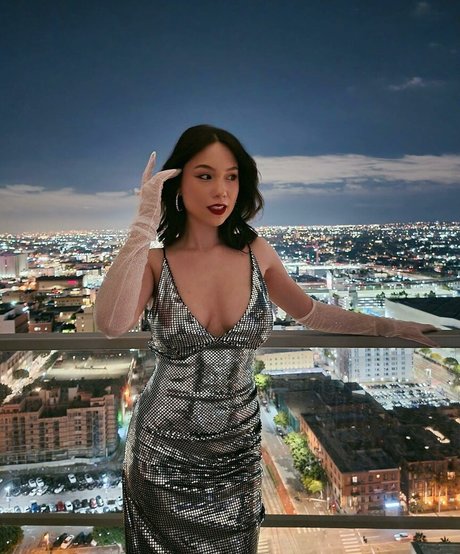 18歳のOnlyFans ホットセクシー 写真