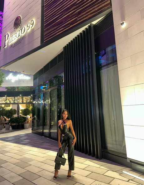 sexy petite asian girl ヌードモデル ギャラリー