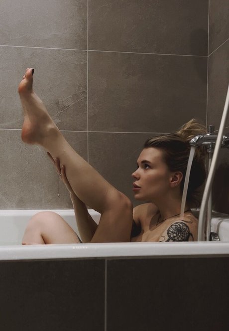 xxx アジアンオンリーファン 美しいヌード 画像