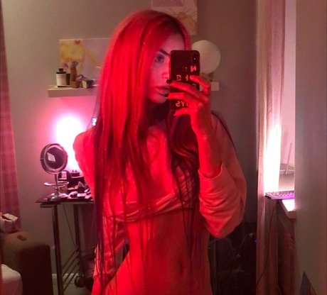 Morana Battory アートスター 写真