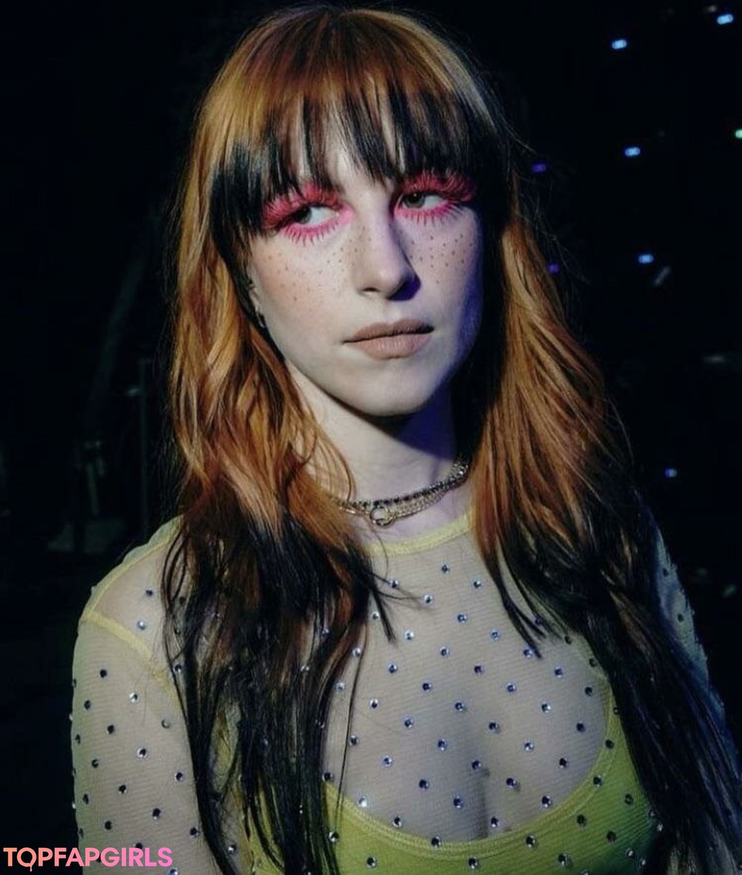 巨乳とお尻のOnlyFans 無料xxx 画像