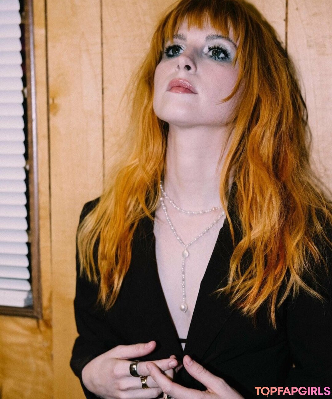 自然なお尻OnlyFans アート裸 画像