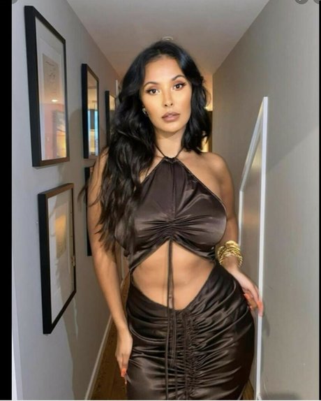 PawgトランスOnlyFans アート裸 画像