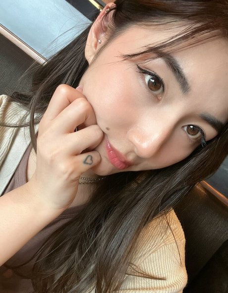 フェムボーイアジアンOnlyFans 無料セックス 写真