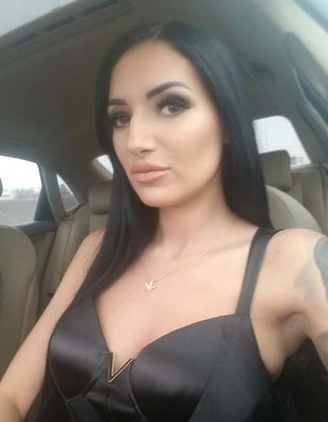 ninadiamondz スター ヌード ギャラリー