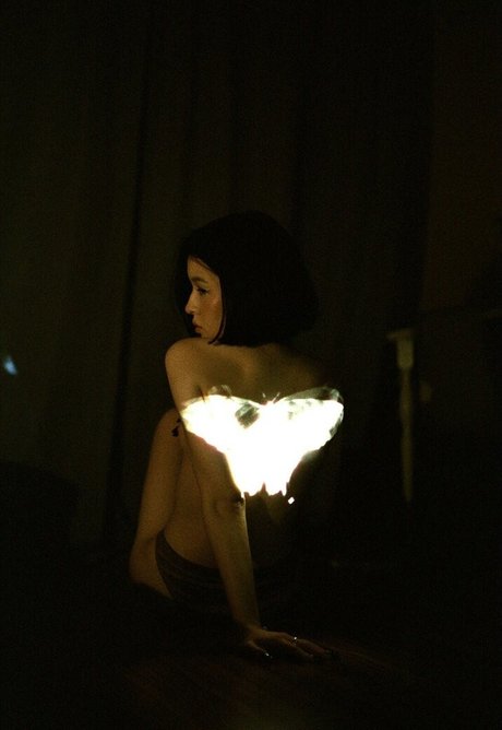 ボディビルダーカップルOnlyFans 無料セクシー 写真