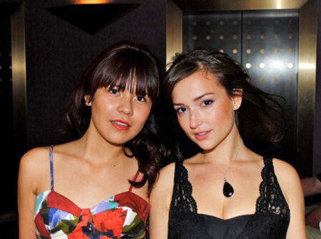 Milana Vayntrub セクシーモデル ギャラリー