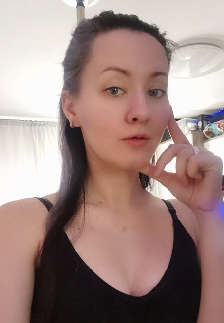 女装オンリーファン トップ 画像