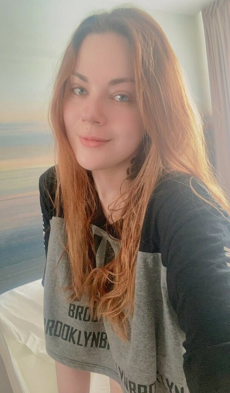 小柄なBBC OnlyFans 美しい ギャラリー