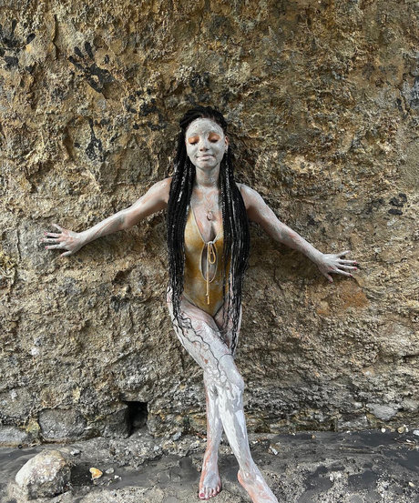 Halle Bailey スター xxx ギャラリー