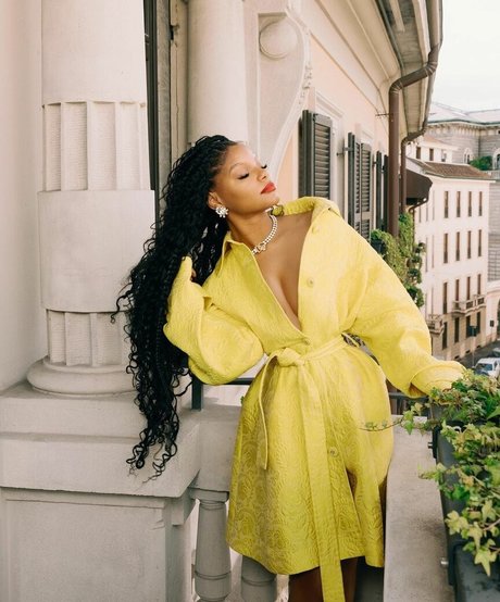 Halle Bailey top profile image