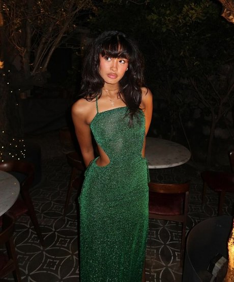 Geenah P セクシー女優 写真