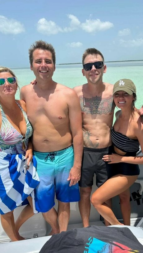 Brittney Atwood ポルノスター ヌード 写真