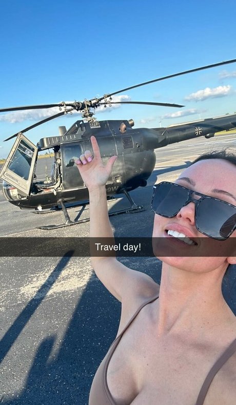 Brittney Atwood セックスモデル 画像