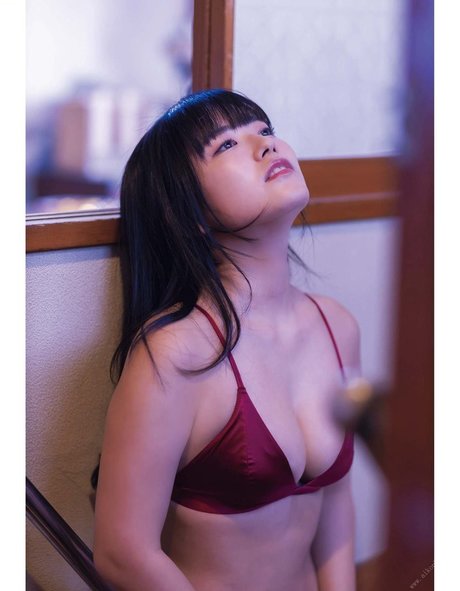 Umi Shinonome 美しいスター 写真