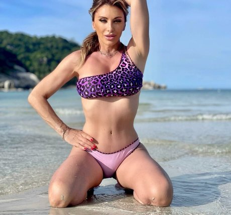 シーメールランジェリーOnlyFans 裸 アーカイブ