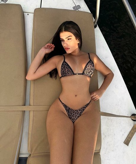 Victtoria Medeiros ヌード女優 画像