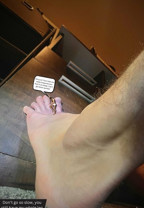 フィンドムオンリーファンズ ヌード 写真