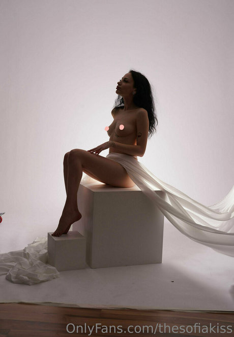 thesofiakiss 無料のポルノスター 写真
