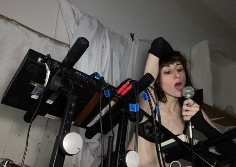 ky voss ヌード女優 画像