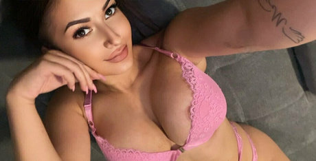 amelia russo スター xxx アーカイブ