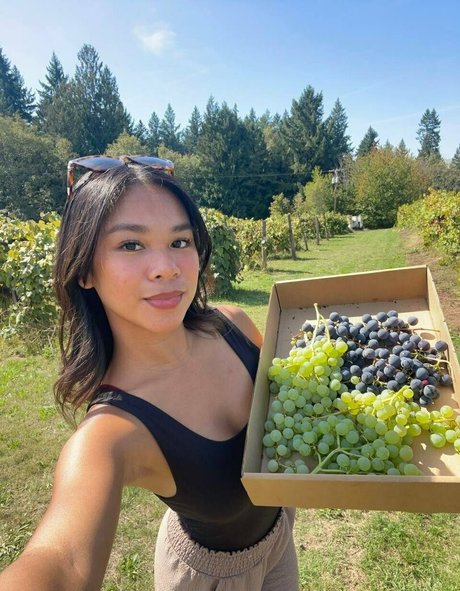 コメディアンのOnlyFans HD 写真