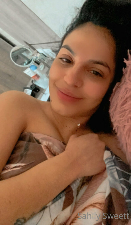 sahilysweett かわいいモデル 画像