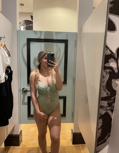 xolatina アダルトスター 写真