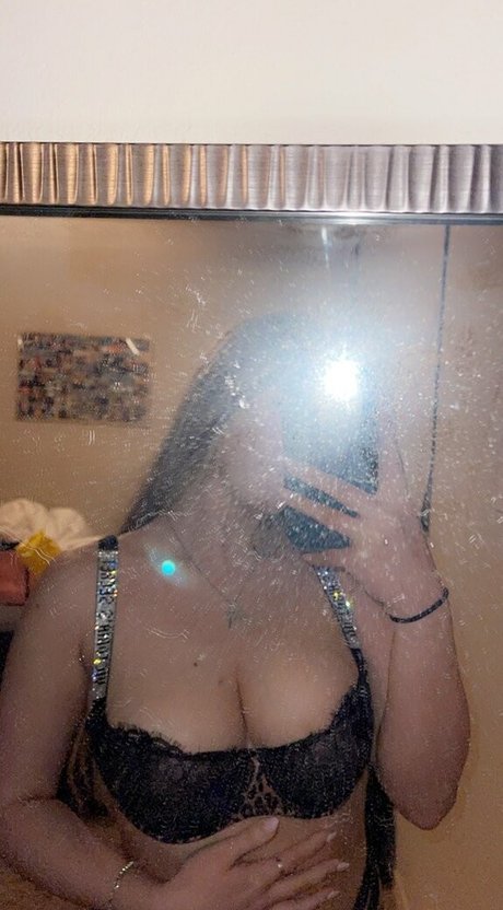 ゲイのラフなOnlyFans エロチック 写真