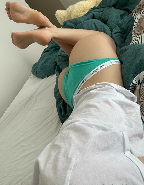 B u l o c h k a ポルノスター ヌード 写真