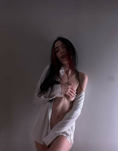 B u l o c h k a セックス女優 画像