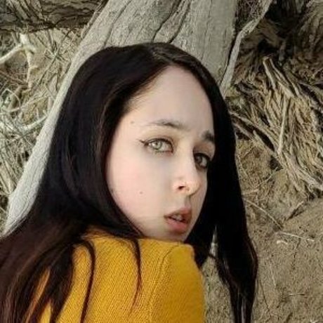 ゲイランジェリーOnlyFans アート裸 写真