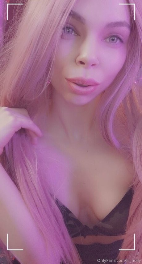 lil holly ヌードスター アーカイブ