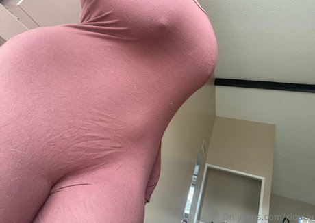 金髪の小柄なOnlyFans ポルノ 写真