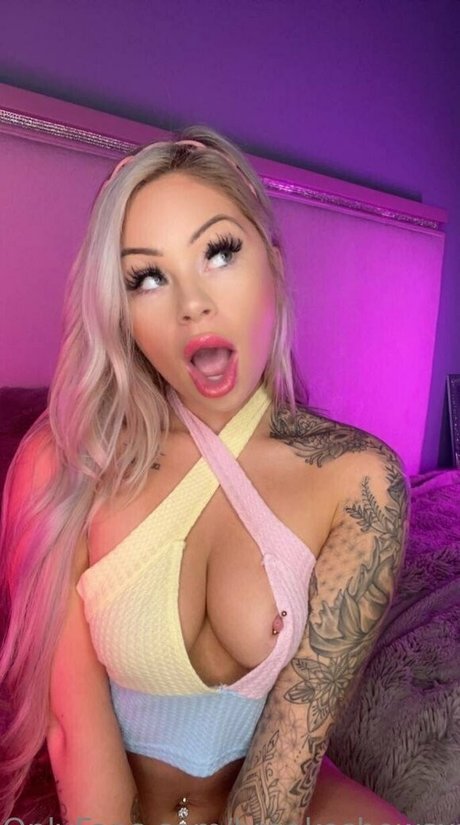 ナイロン足 OnlyFans アートポルノ 写真