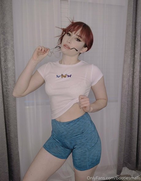 bootiesmalls ポルノスター 独占 画像