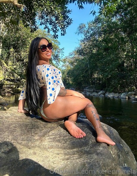 客室乗務員 OnlyFans 裸 画像