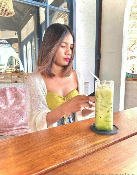 tinyjasmine ヌードモデル アーカイブ