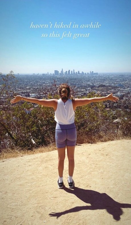 Ashley Tisdale ポルノスター セックス 画像