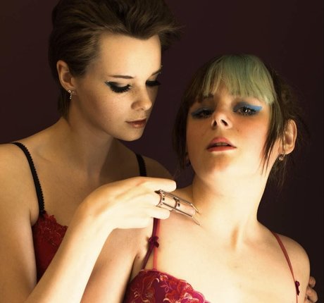 Models On Purpleport xxxモデル 写真