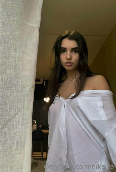 nika la ポルノスター 高品質 画像